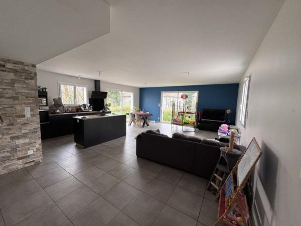 Maison à vendre |  Le Montat |  4 pièces | 102 m²