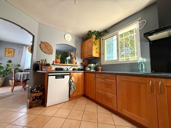 Olmet-et-Villecun (34700) Superbe villa 4 chambres 121 m² Terrain 2461 m² arboré d’oliviers