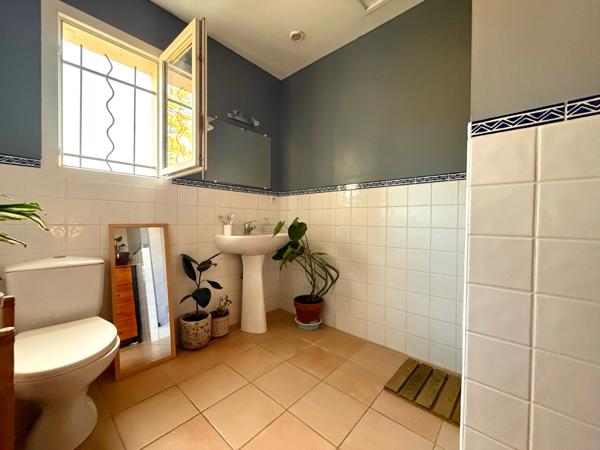 Olmet-et-Villecun (34700) Superbe villa 4 chambres 121 m² Terrain 2461 m² arboré d’oliviers