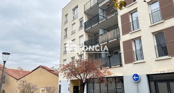 Location Appartement 2 pièces 48 m² - Oullins 69600