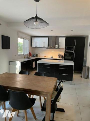 A vendre - Pierrevert (04) - Alpes de Haute Provence: 
Superbe villa d'env 133 m² située dans ...