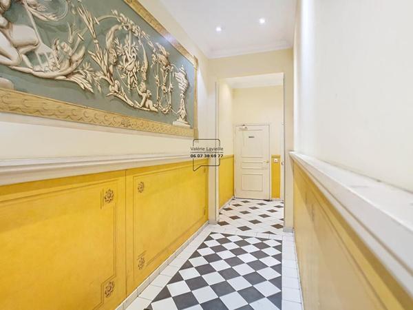 Marseille (13001) - Vieux Port / République  - Type 3 - 86 m2  + Balcon filant - VENDU LOUE