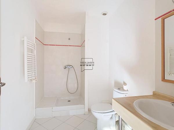 Marseille (13001) - Vieux Port / République  - Type 3 - 86 m2  + Balcon filant - VENDU LOUE