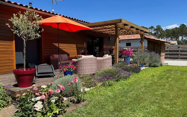 Maison à vendre    4 pièces •  Vielle-Saint-Girons