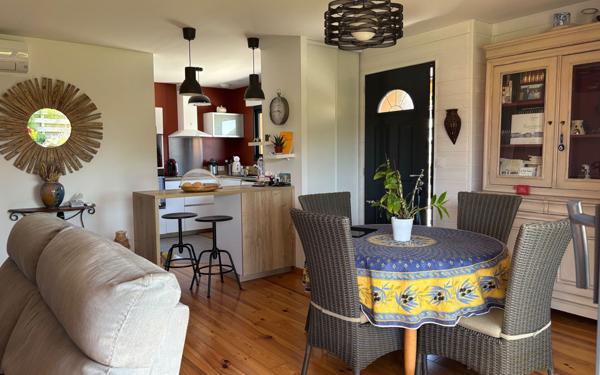 Maison à vendre    4 pièces •  Vielle-Saint-Girons