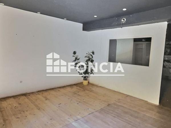 À vendre Local commercial 100 m² - Vienne 38200