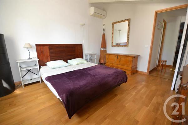Maison à vendre  6 pièces - 188 m 2   REILLANNE  - 04