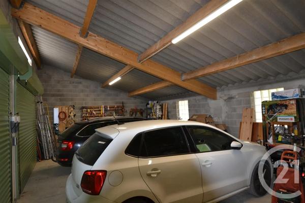 Maison à vendre  6 pièces - 188 m 2   REILLANNE  - 04