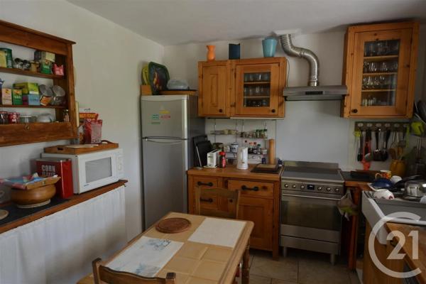 Maison à vendre  6 pièces - 188 m 2   REILLANNE  - 04
