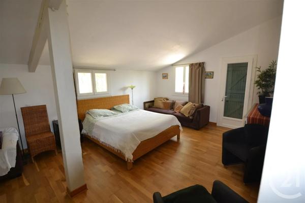 Maison à vendre  6 pièces - 188 m 2   REILLANNE  - 04