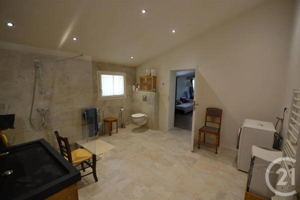 Maison à vendre  6 pièces - 188 m 2   REILLANNE  - 04