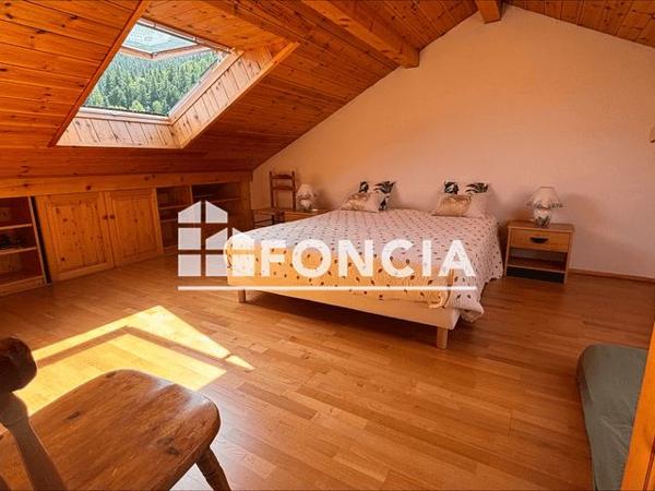 À vendre Appartement 6 pièces 123 m² - Saint-chaffrey 05330