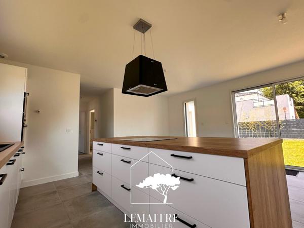 Maison neuve 143.22m² à proximité immédiate des commerces