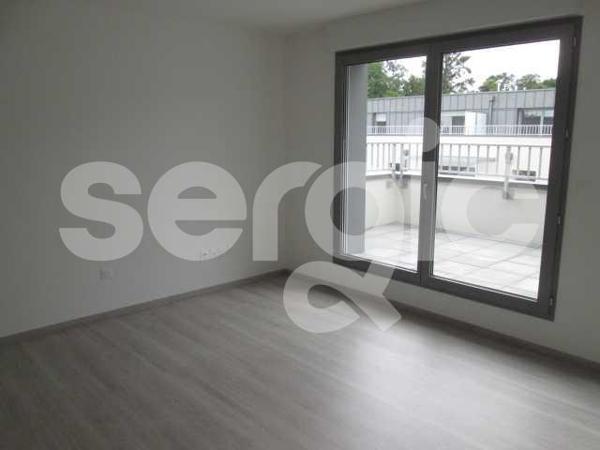Location 2 Pieces 45 80000 Amiens 25 1439 01 0053