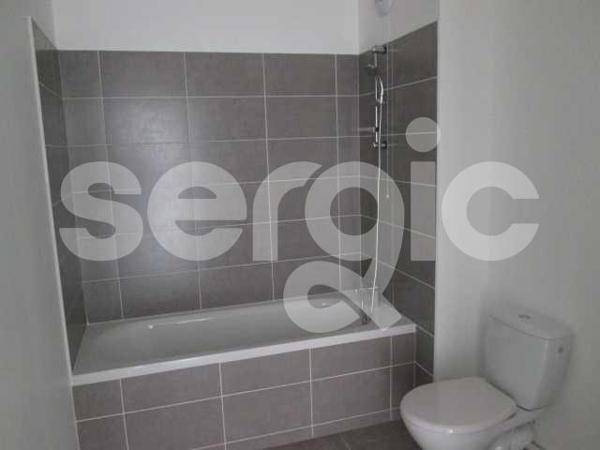 Location 2 Pieces 45 80000 Amiens 25 1439 01 0053
