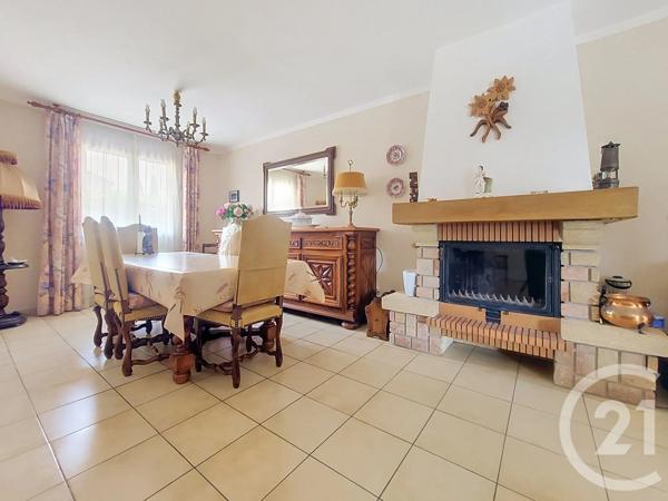 Maison à vendre  4 pièces - 105 m 2   DRAGUIGNAN  - 83