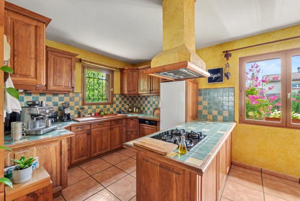 31170 Tournefeuille Vente maison 138 m 2 habitable - 5 Pièces - 4 Chambres - 485 000 € F.A.I (**) / Réference: M1511