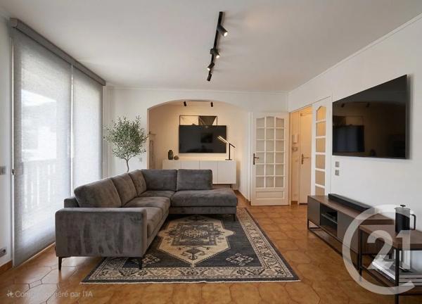 Appartement T3 à vendre  3 pièces - 78 m 2   SALON DE PROVENCE  - 13