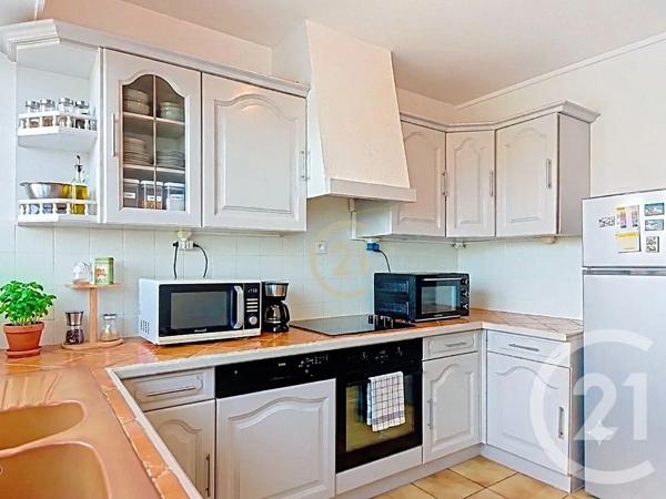 Appartement T3 à vendre  3 pièces - 78 m 2   SALON DE PROVENCE  - 13