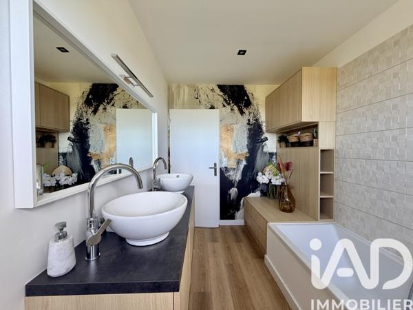 Maison à vendre 5 pièces 166,41 m² L'Isle-Jourdain