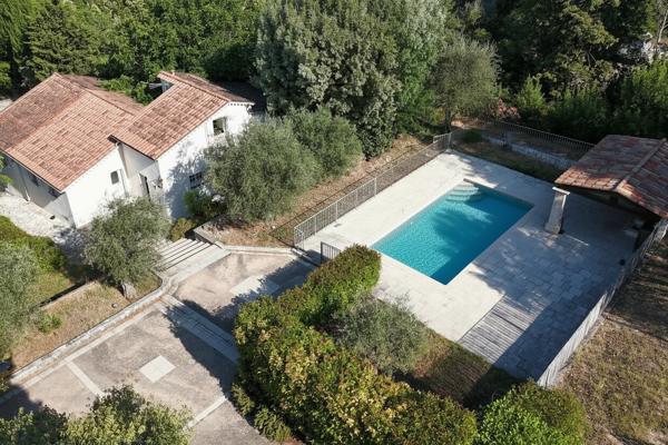 Villa 5 pièces avec piscine