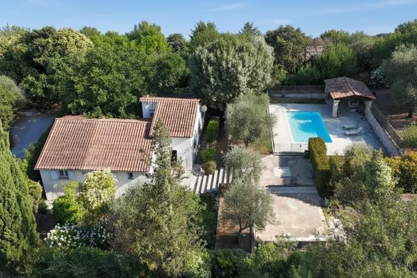 Villa 5 pièces avec piscine