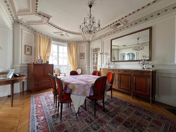 Appartement à vendre 6 pièces de 156 m²