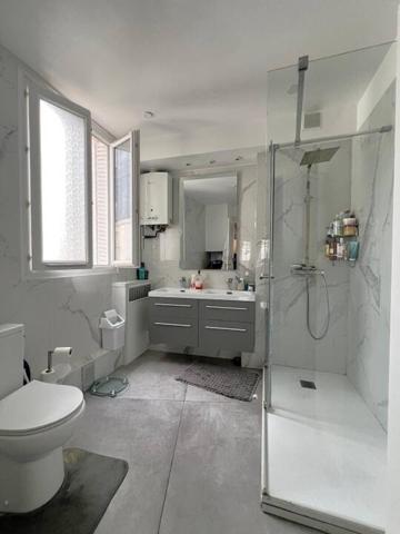 Appartement à vendre 6 pièces de 156 m²