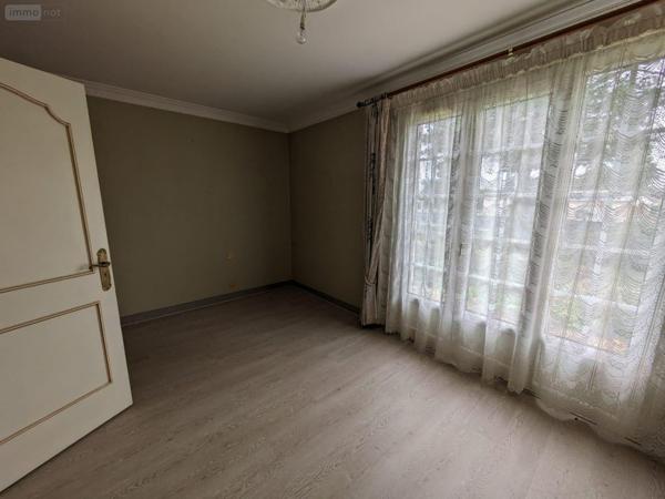 Maison à vendre à Changé dans la Sarthe (72560), ref : CHAM51