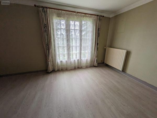 Maison à vendre à Changé dans la Sarthe (72560), ref : CHAM51