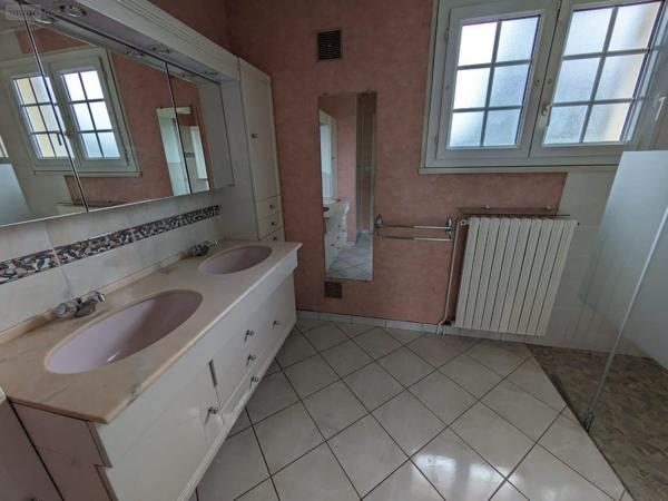 Maison à vendre à Changé dans la Sarthe (72560), ref : CHAM51