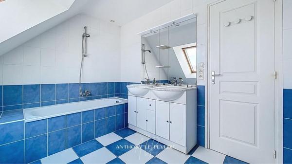 Maison - 6 pièces - 100m2