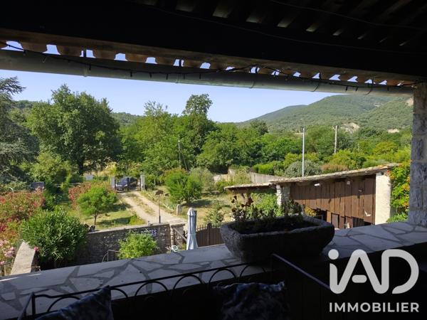 Maison à vendre 5 pièces 149,3 m² Vallon-Pont-d'Arc