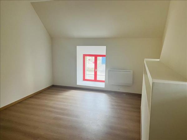 Maison à louer 699 € CC LE FAOUET 3 p 71 m² DPE E