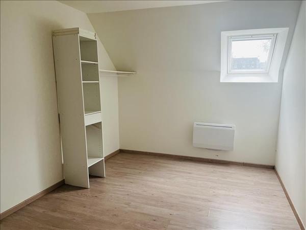Maison à louer 699 € CC LE FAOUET 3 p 71 m² DPE E