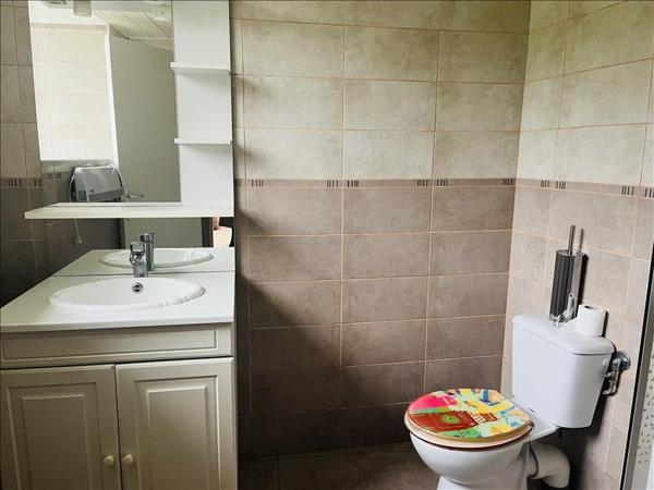 Maison à louer 699 € CC LE FAOUET 3 p 71 m² DPE E