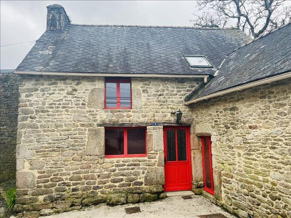 Maison à louer 699 € CC LE FAOUET 3 p 71 m² DPE E