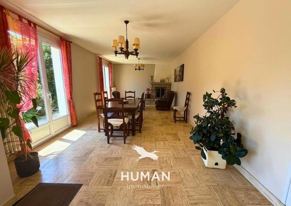 Maison à vendre 294 705 € Pluvigner 6 p 117 m² DPE D