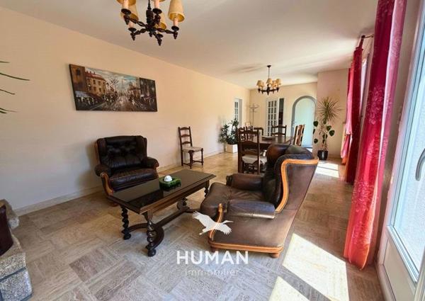Maison à vendre 294 705 € Pluvigner 6 p 117 m² DPE D
