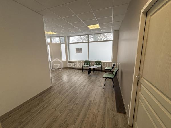 Local commercial de 60,94 m²