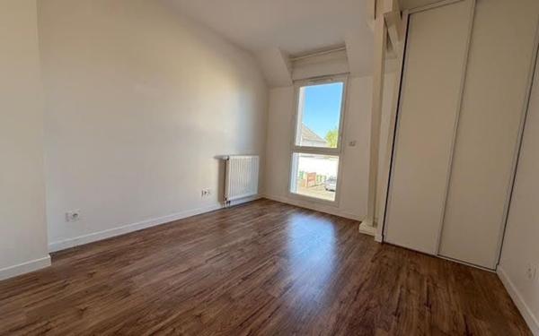 Maison à vendre    4 pièces •  Saint-Denis-en-Val