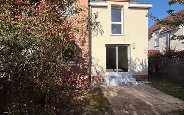 Maison à vendre    4 pièces •  Saint-Denis-en-Val