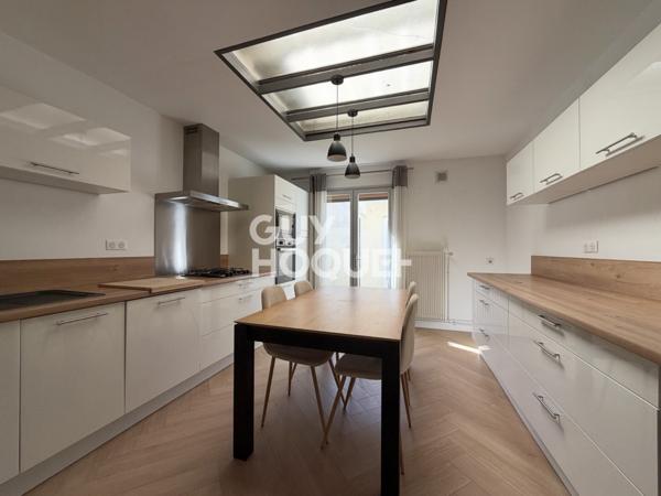 SAINTE ANNE- MAISON D'ENVIRON 90M² AVEC UN EXTERIEUR