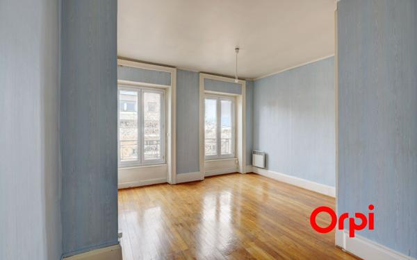 Appartement à vendre    2 pièces • 53,47 m2 Lyon 2