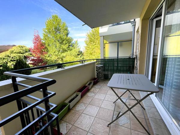 Appartement 2 pièces, 46m2, balcon, ascenceur, parking