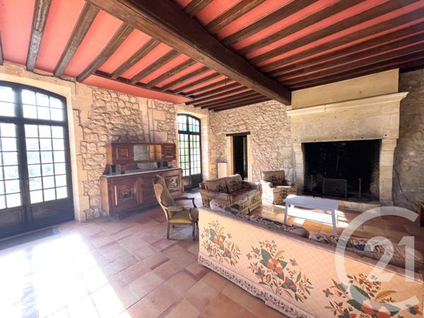 Maison à vendre  11 pièces - 730 m2 ST QUENTIN DE BARON - 33