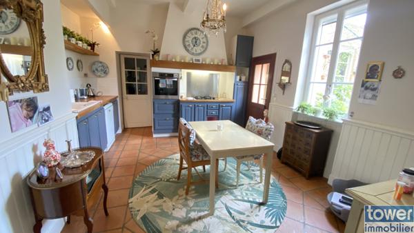 Maison de charme T6 A l'isle Jourdain