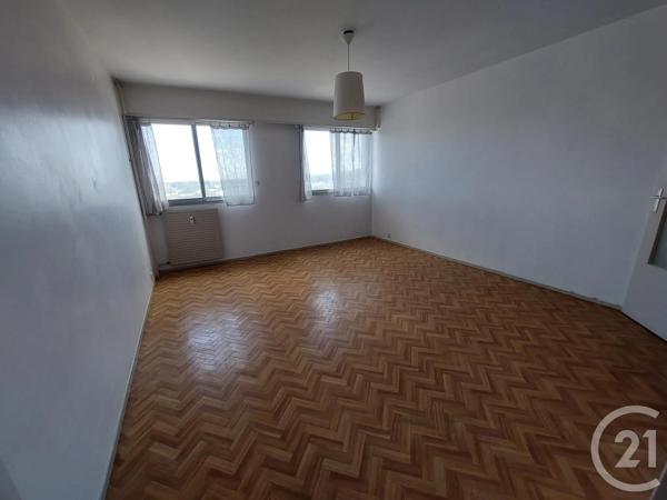 Appartement F2 à vendre  2 pièces - 31,35 m 2   MONTLUCON  - 03