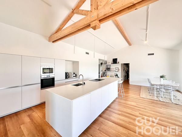 Maison contemporaine de plain pied avec piscine proche d'ORTHEZ