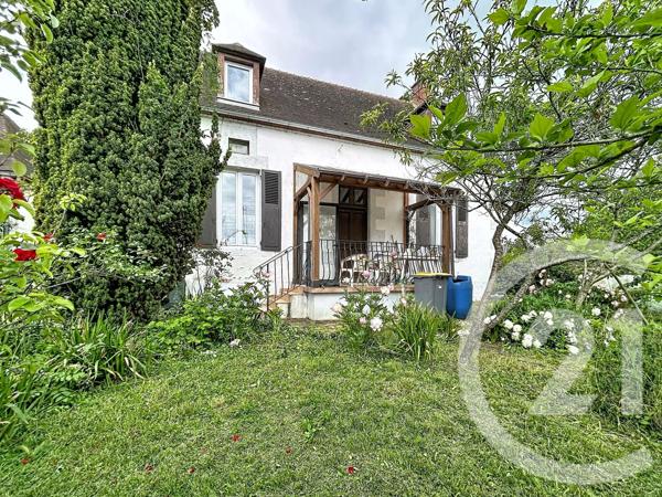 Maison à vendre  5 pièces - 127,70 m 2   ST POURCAIN SUR SIOULE  - 03